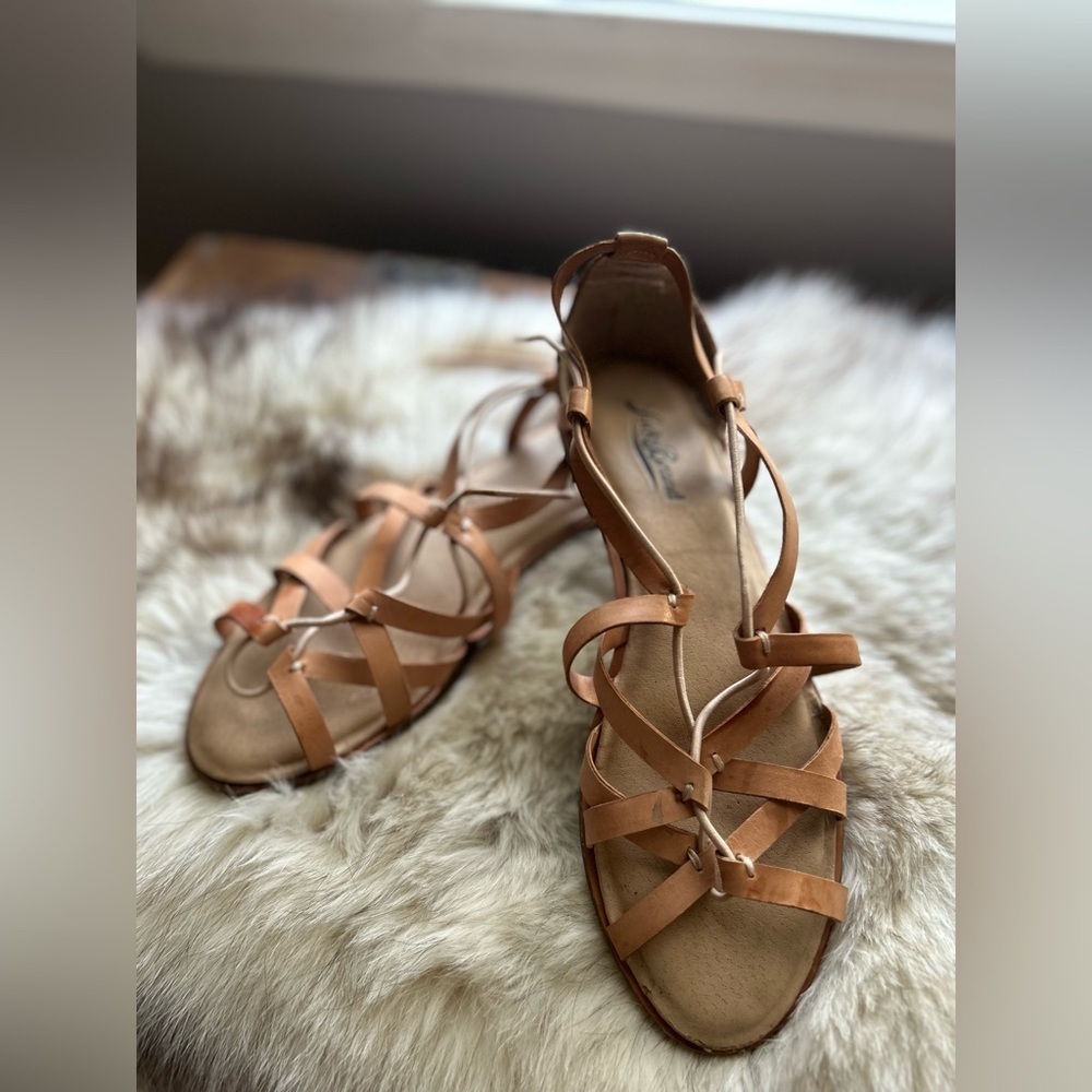 Lucky brand leather sandals